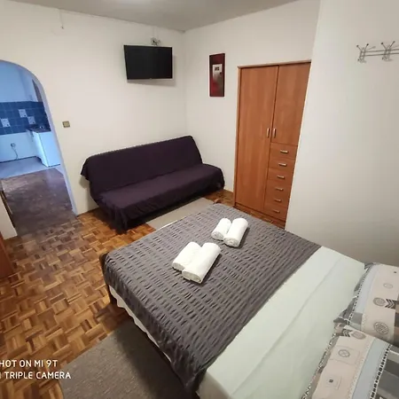 Svajka * Baska (Krk)