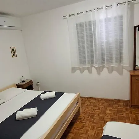 Svajka Daire *