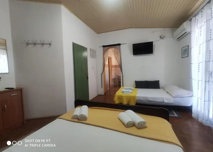 Svajka Apartment *