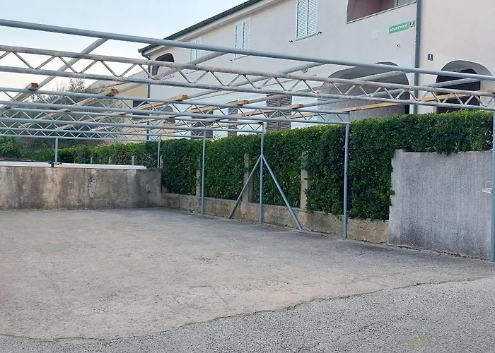 Svajka * Baska (Krk)